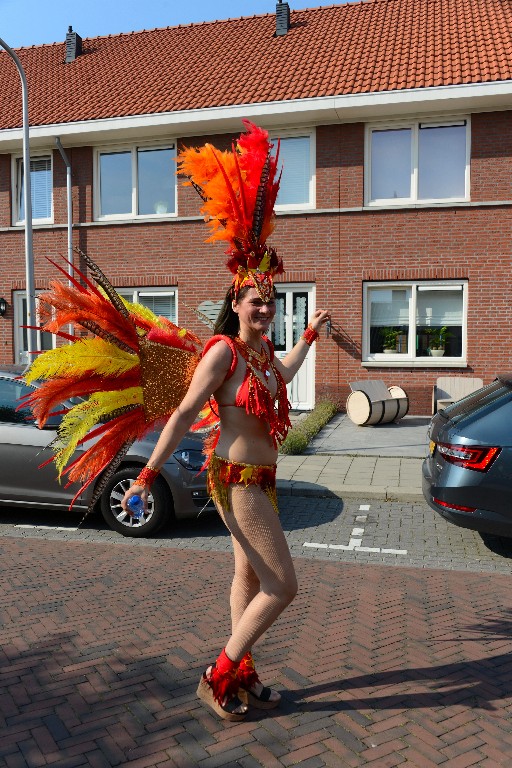 ../Images/Zomercarnaval Noordwijkerhout 2016 097.jpg